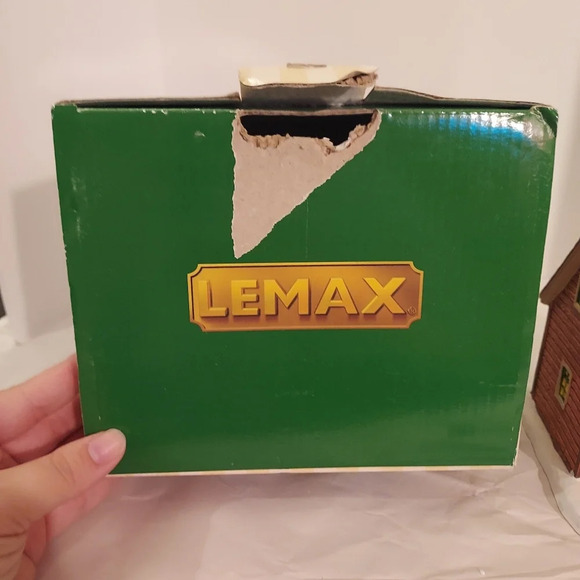 Lemax 2017 Sugartree Farm Sugar Shack Table Accent - Comes In Original Box - Picture 8 of 14